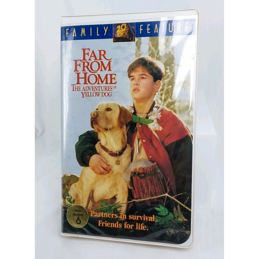 Far From Home The Adventures of Yellow Dog VHS 1995 20th Century Clamshell Case